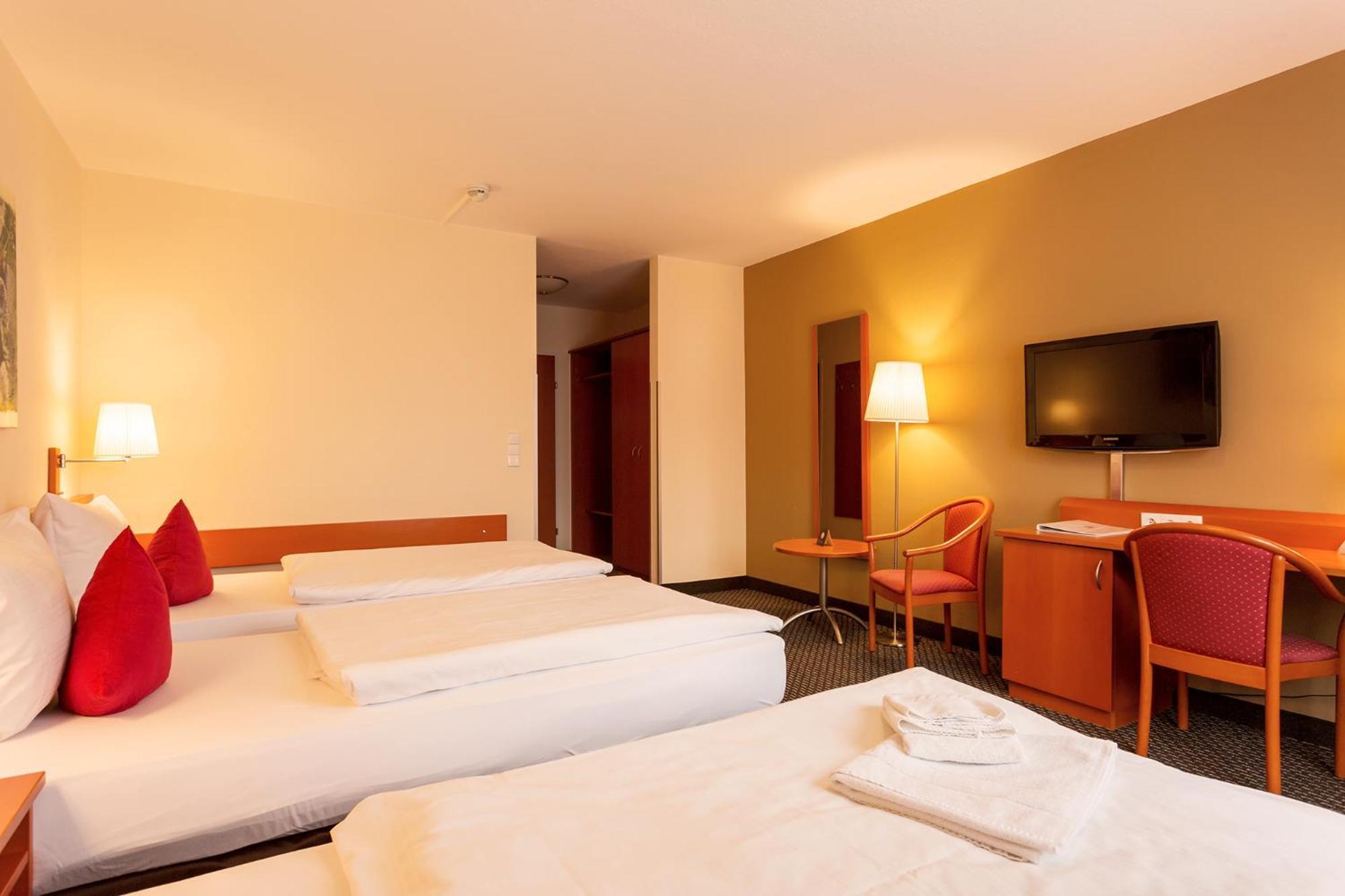 Central Hotel Loewen Feldkirch Habitación foto
